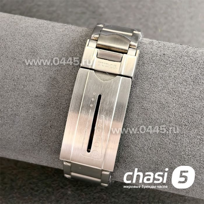 Часы  Tudor Black Bay  (24501)