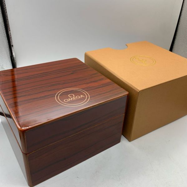 Фирменная коробка Omega (12322) Фирменная коробка Omega (12322)